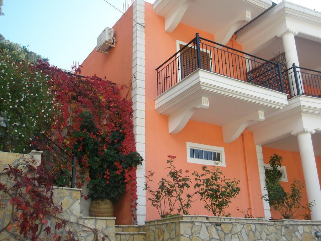 Nikas Villa Orange Apartments Parga Habitación foto
